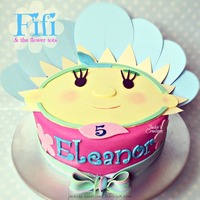 Fifi Made this Fifi {and the flower tots} birthday cake for Eleanor who turned 5 last week. TFL and comments welcome x