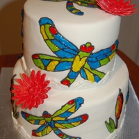 Stained Glass Dragonfly Cake A cake for a lady that collect dragonfly objects. She will be 70 tomorrow. A wanted to try the stained glass efffect since a long time, so...