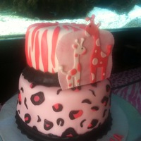 Mommy And Baby Giraffe Baby Shower Cake Fun little baby shower cake I made to match the Moms invite. All fondant work...