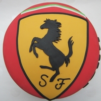Vroommm Vroomm! Ferrari cake for a friend. The credits for making the horse go to my cakefriend Kirsten, I couldn't have done it any better:-)