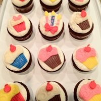 Cupcake Cupcakes! Cute cupcake toppers for my daughter's preschool birthday party.