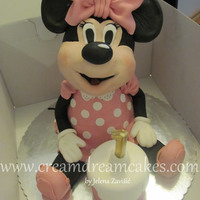 Minnie Mouse 3D Cake 