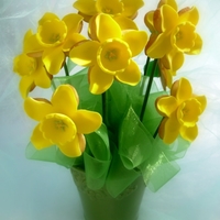 Daffodil Cookie Bouquet A bouquet of daffodil cookies...