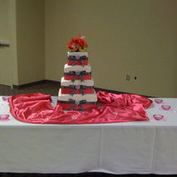 Pink/silver Wedding Cake 