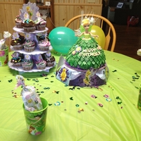 Tinkerbell tinkerbell doll cake and cupcakes for a little girls birthday