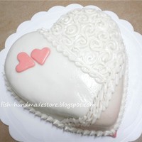 Heart Shape Cake 