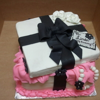 Gift Box Cake buttercream with fondant accents