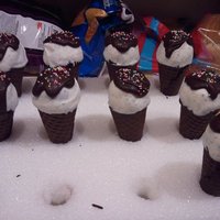 Cakeball Icecream Cones Ice cream cones made using cake balls and melted chocolate. Oreo sugar cones.
