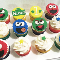 Sesame Street Inspired Cupcakes For My Baby Cousin Noahs 1St Birthday Design Inspiredcopied From Httpsugareduptopperscom Sesame Street inspired cupcakes for my baby cousin Noah's 1st birthday. Design inspired/copied from http://sugareduptoppers.com