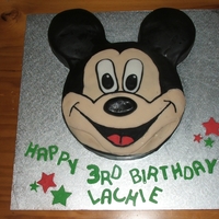 Mickey Mouse Butter cake fondant icing