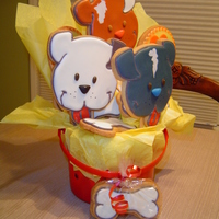 Pit Bull / Bully Breed Cookie Basket I made this basket of cookies for a dog rescue I volunteered with.