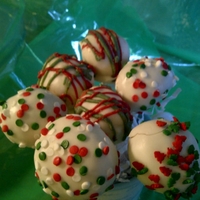 Festive Christmas Cake Pops Festively decorated cake pops. Had a lot of fun with these and they turned out so cute.