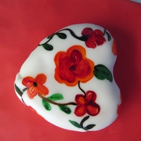 Hand Painted Heart Cakelet 