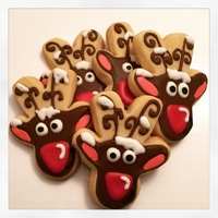 Snowy Reindeer! Snow covered reindeer sugar cookies