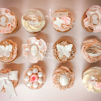 Vintage Wedding Cupcakes 