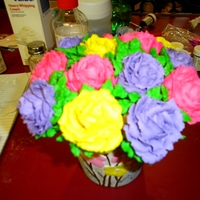 Cupcake Bouquet My first attempt at a mini cupcake bouquet :-)