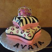 Birthday Pillow, Tiara My first time making a pillow cake. Used the Wilton pan set, MMF. My Tiara fell apart so Walmart to the rescue!