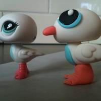 Gumpaste "littlest Pet Shop" Figurine Gumpaste figurine on the right