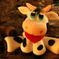 Cow And Horse Cake Topper I found this cow tutorial online.