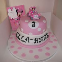 Minnie Mouse Chocolate 2 Layer Cake minnie mouse chocolate 2 layer cake