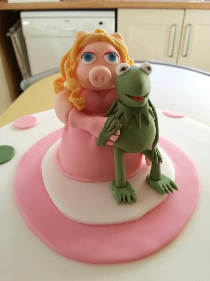 Kermit And Miss Piggy Cake Kermit and Miss Piggy Cake