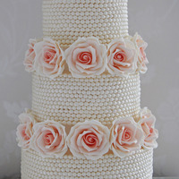 Vintage Pearls Wedding Cake I Thought I Would Hate The Sight Of Pearls After This Cake But I Love Them Even More Vintage Pearls Wedding Cake. I thought I would hate the sight of pearls after this cake, but I love them even more!