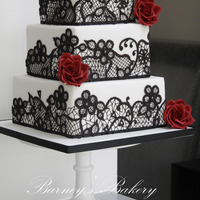 Black Red And White Wedding Cake Black, red and white wedding cake