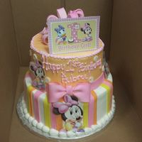 1St Birthday Minnie 1st birthday minnie mouse cake!