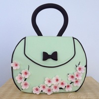 Purse Cake Following Jessica Harris Purse Tutorial Purse cake following Jessica Harris' purse tutorial.