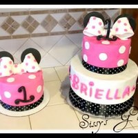 Hot Pink Minnie Mouse Cake And Smash Cake! 
