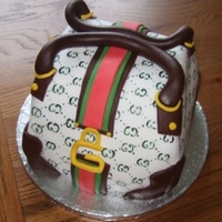 3D Gucci Handbag Cake 3D Gucci handbag cake