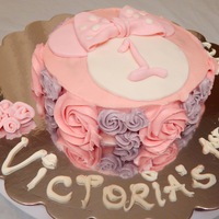 Baby Victorias Smash Cake I Used A Vegetable Based Pink Food Color Since Its Safer For Baby Minnie Mouse Topper Is Fondant As Are Rose BABY VICTORIA'S SMASH CAKE! I used a vegetable-based pink food color, since it's safer for baby. Minnie Mouse topper is fondant,...