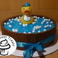 Baby Shower Cake Kit Kat Rubber Ducky Cake Tutorial Here Httpyoutubeyfgsbatjq Elistuuixvseskg6Lk4P C8Ki3Nrg Baby Shower Cake- Kit-Kat Rubber Ducky CakeTutorial here: http://youtu.be/yFgSbaTJq-E?list=UUixvSeSKg6lK4p-C8ki3NRg