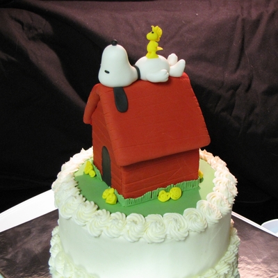 Snoopy Cake