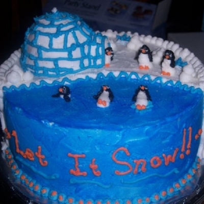 Christmas Penguin Cake
