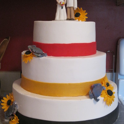 Maryland Themed Wedding Cake