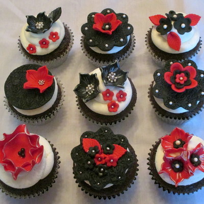 Red, Black And White Cupcakes