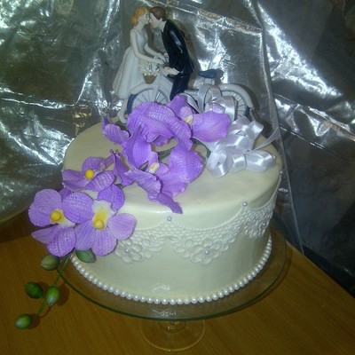Chocolate Cake With Ganache Undercoat Spray Of Vanda Orchids In Gumpaste Sugarveil And Pearls