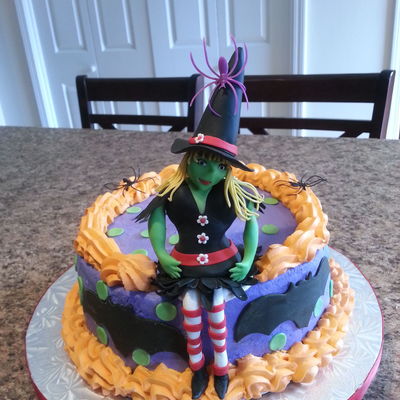 Gumpaste Witch And Bats