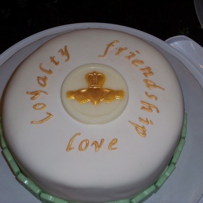 Claddagh Bridal Shower Cake