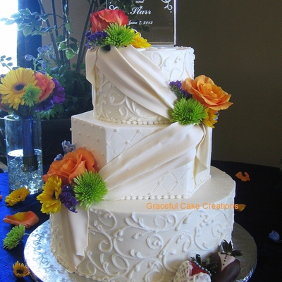 Elegant Ivory Wedding Cake