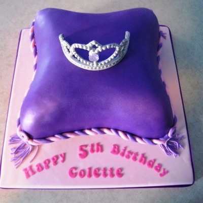 Princess Tiara Pillow Cake