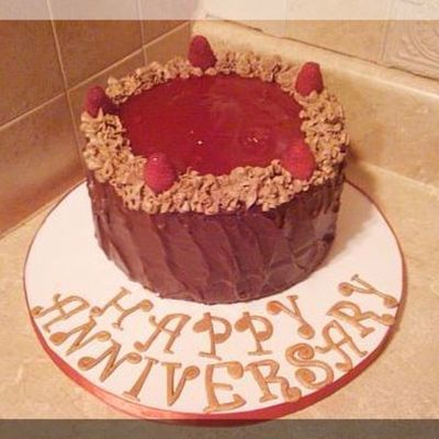 Rasberry & Chocolate Cake