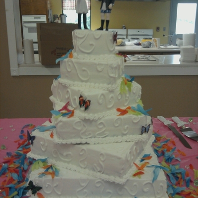 Butterflies And Daisy Wedding Cake