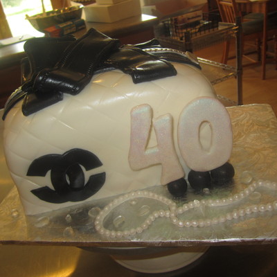 Chanel Cake Decorating Photos