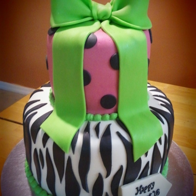 Zebra Sweet 16 Cake