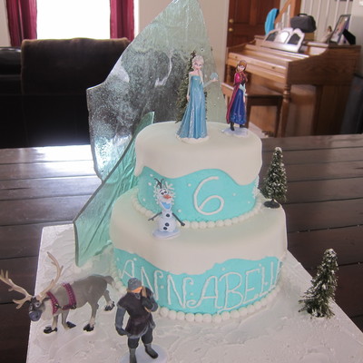 Disney Frozen Cake