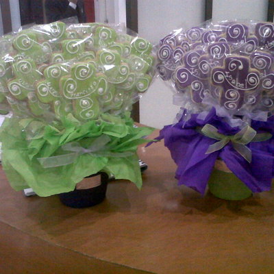 Communion Cookie Bouquet With Crosses