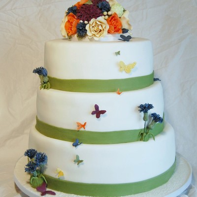 Wedding Cake With Cornflower, Roses And Dahlia