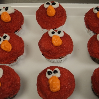 Elmo Cupcake